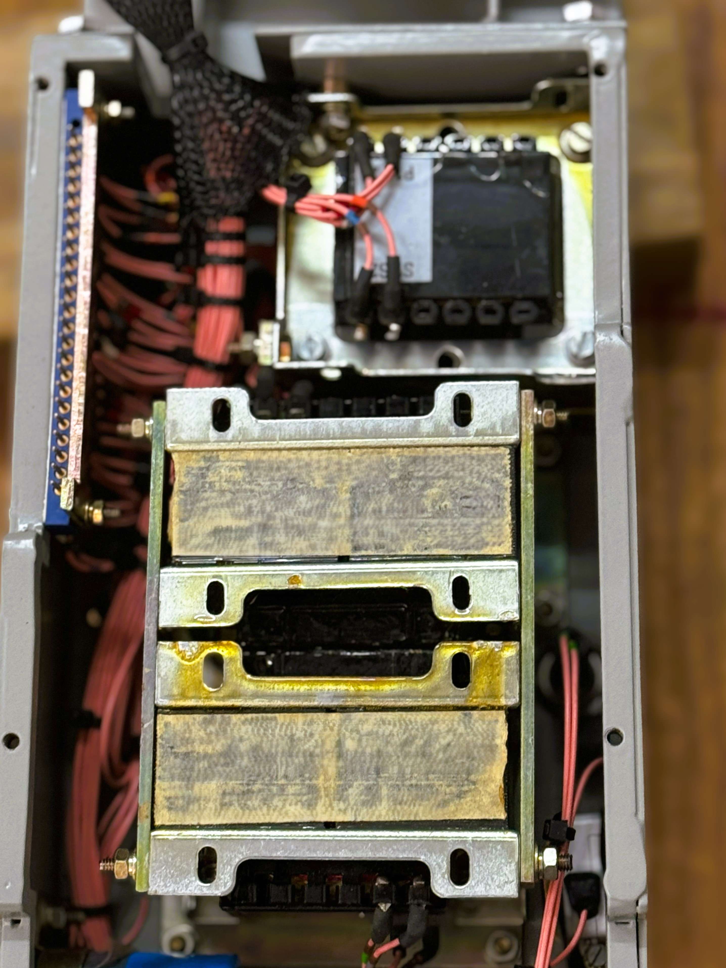 Whipp & Bourne, Hawker Siddeley Switchgear